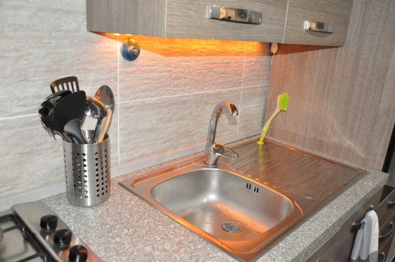 Michel'S House Apartment เจนัว ภายนอก รูปภาพ