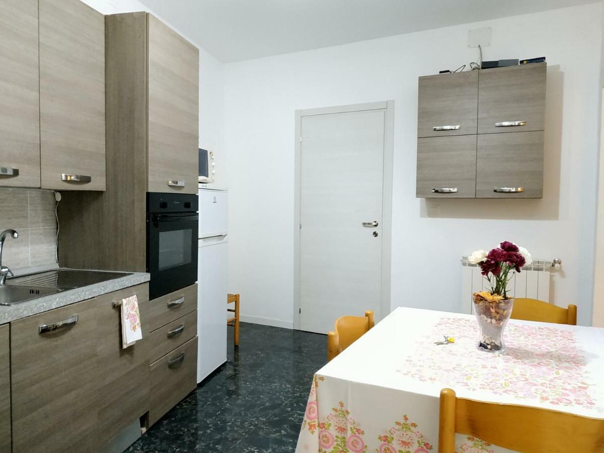 Michel'S House Apartment เจนัว ภายนอก รูปภาพ