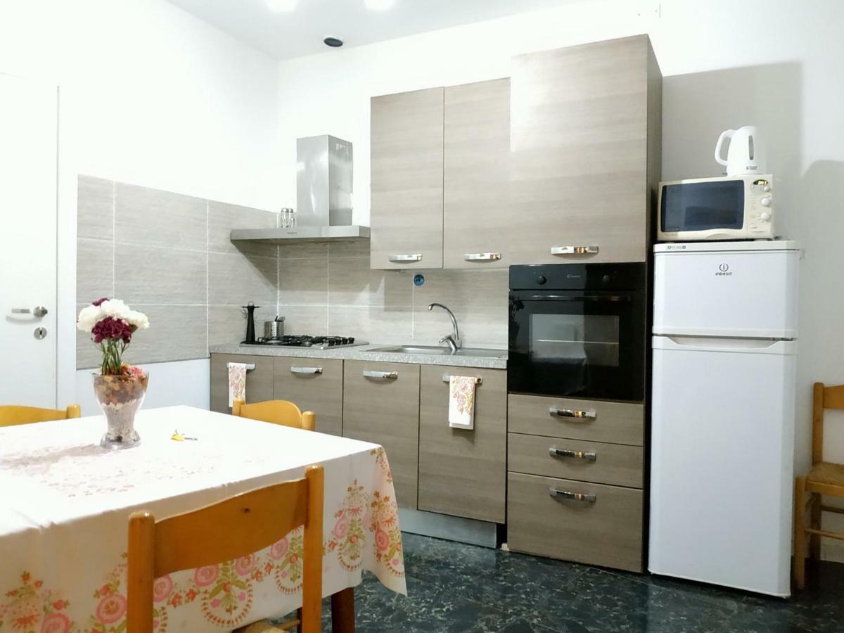 Michel'S House Apartment เจนัว ภายนอก รูปภาพ